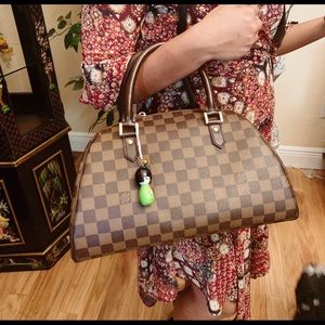 Authenticated Louis Vuitton Damier Ribera MM